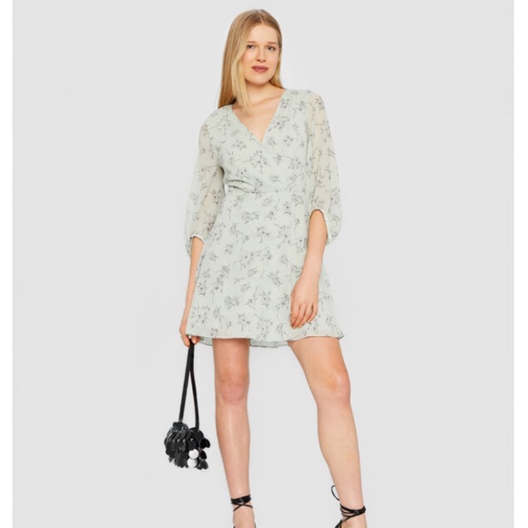 CLUB MONACO Pitched Sleeve Floral Mini Dress Size 12 - Picture 1 of 14